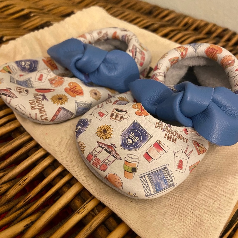 Gilmore Girls Freshly Picked Moccasins Size 4